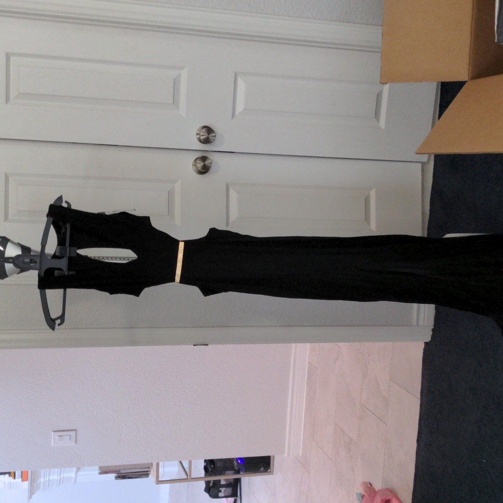 BCBG Valentía Sleeveless Cutout Dress Size 6 in Black